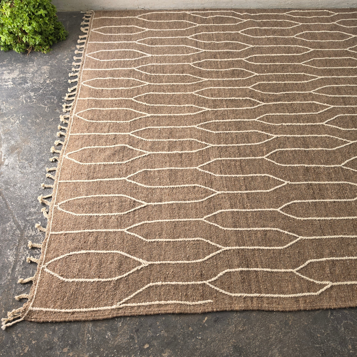 Moroccan Kilim Rug 7x10 – Handwoven Flat Weave Taupe & Ivory Wool Rug