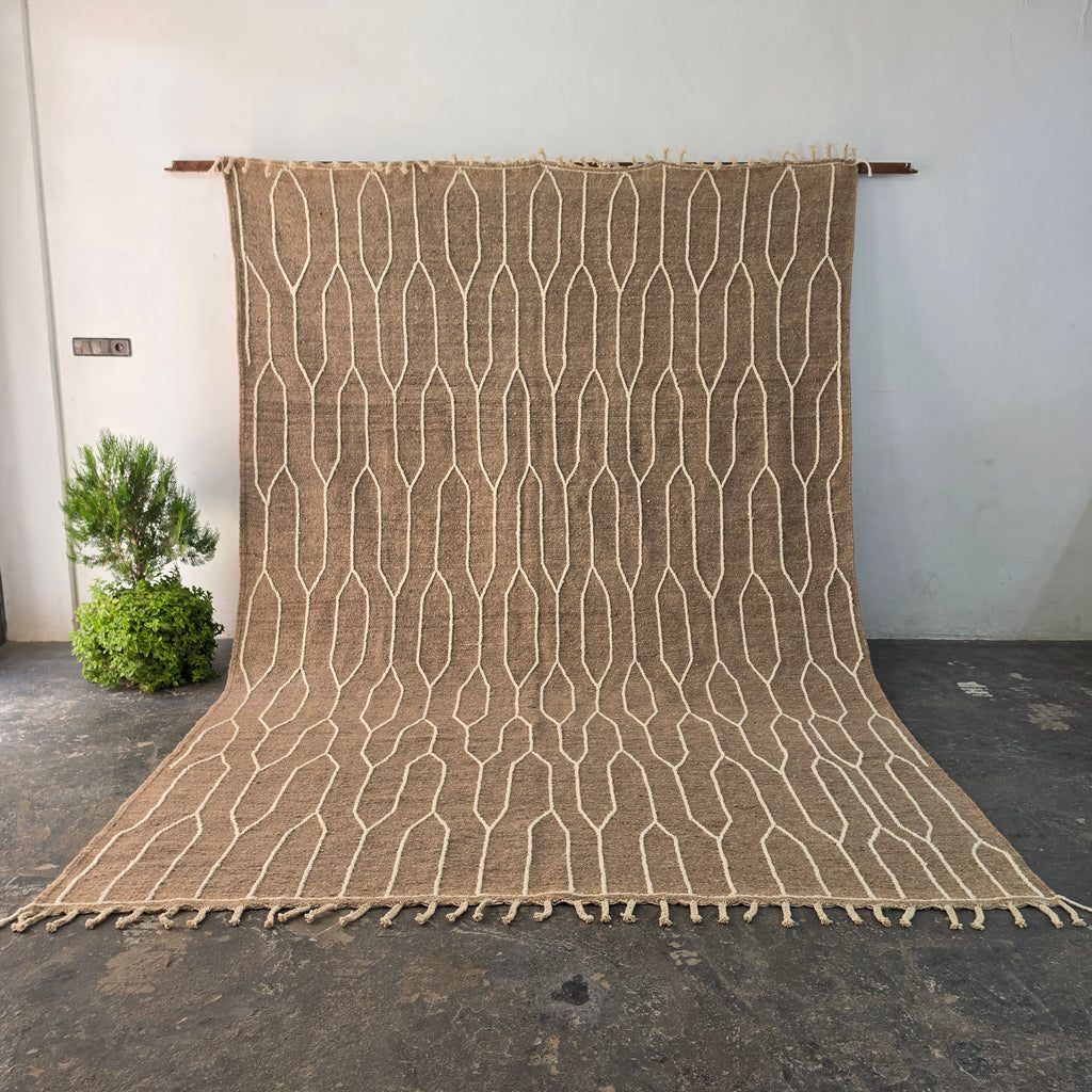 Moroccan Kilim Rug 7x10 – Handwoven Flat Weave Taupe & Ivory Wool Rug