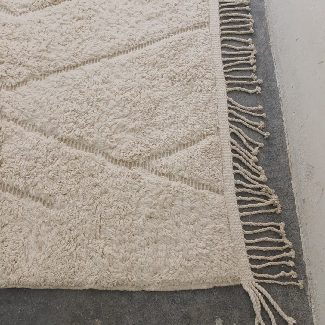 Extra Large Moroccan Beni Ourain Rug, Boho Area Rug (300x411 cm)