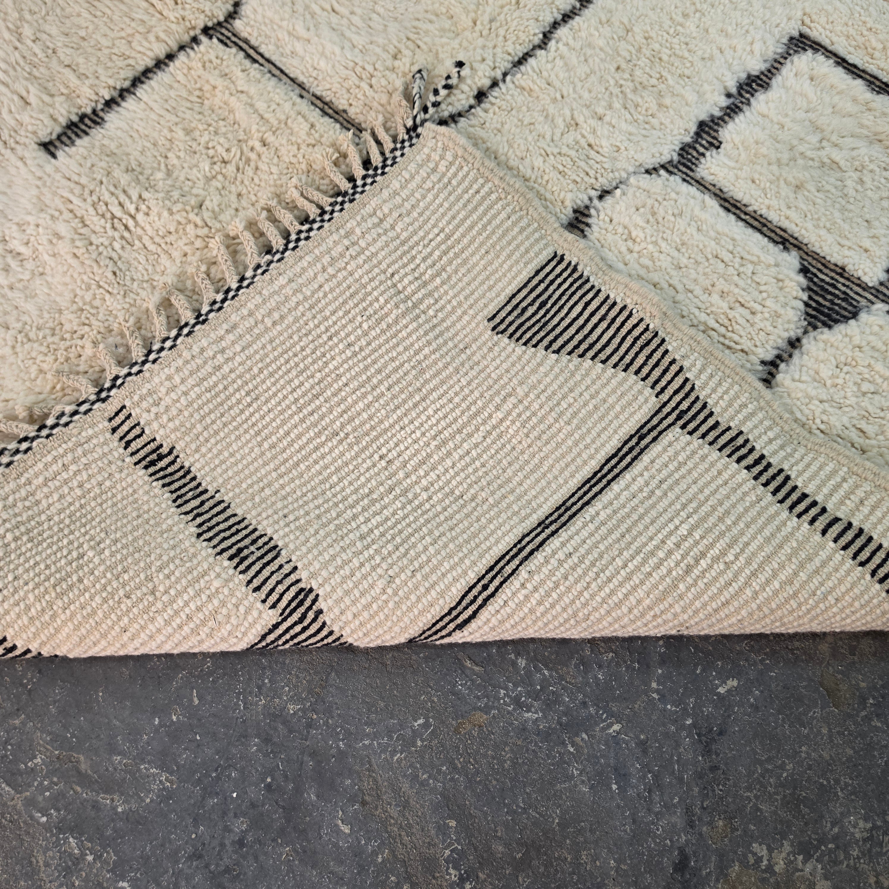 Handmade Beni Ourain Wool Rug with Modern Abstract Design