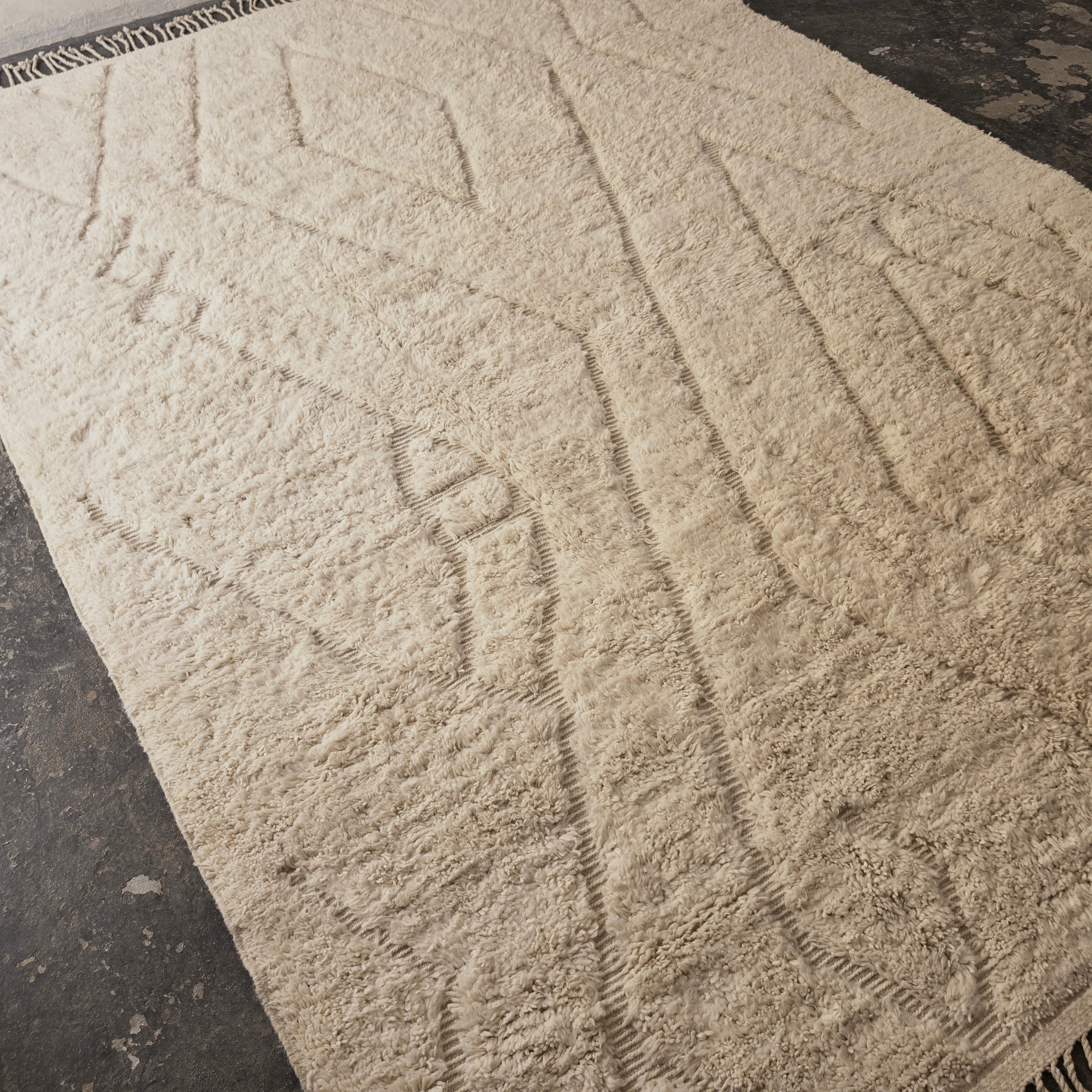 Extra Large Moroccan Beni Ourain Rug, Boho Area Rug (300x411 cm)