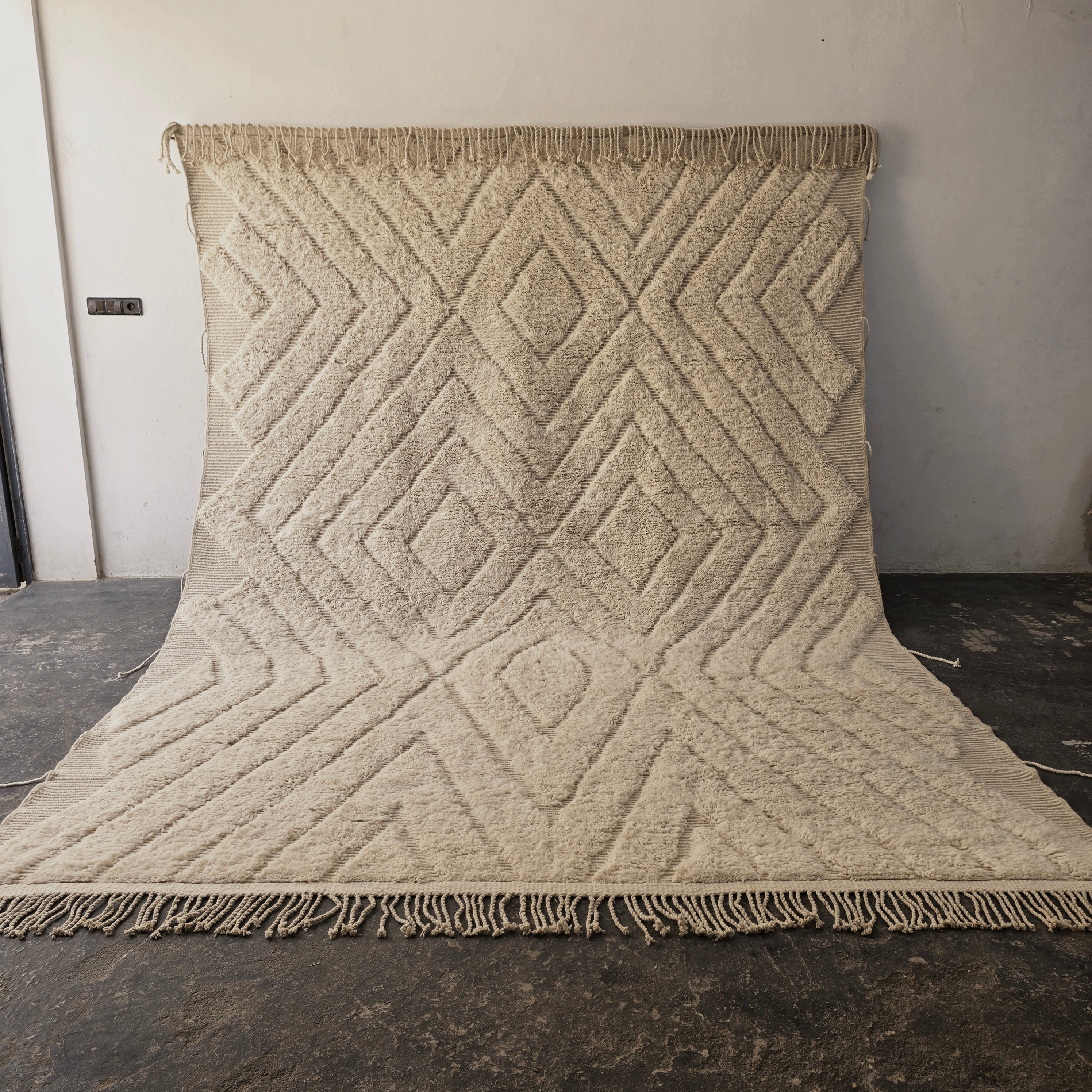 Oversized Moroccan Beni Ourain Rug, Luxury Boho Living Room Rug (300x400 cm)