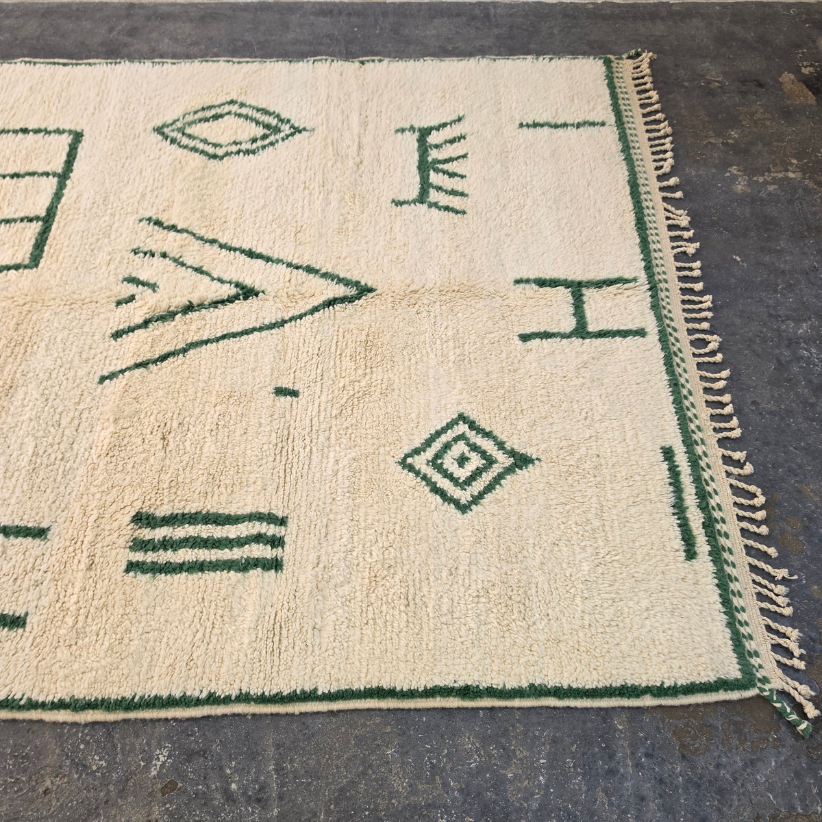 Azilal Moroccan Rug – Ivory Wool with Forest Green Berber Symbols | 204 × 290 cm