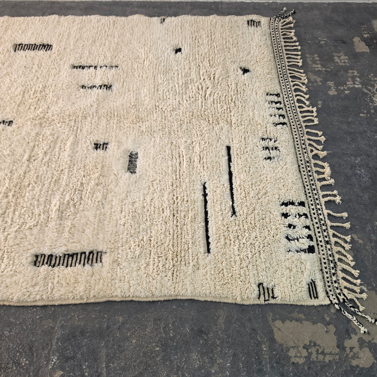 Handmade Beni Ourain Wool Rug with Minimalist Berber Dash Patterns