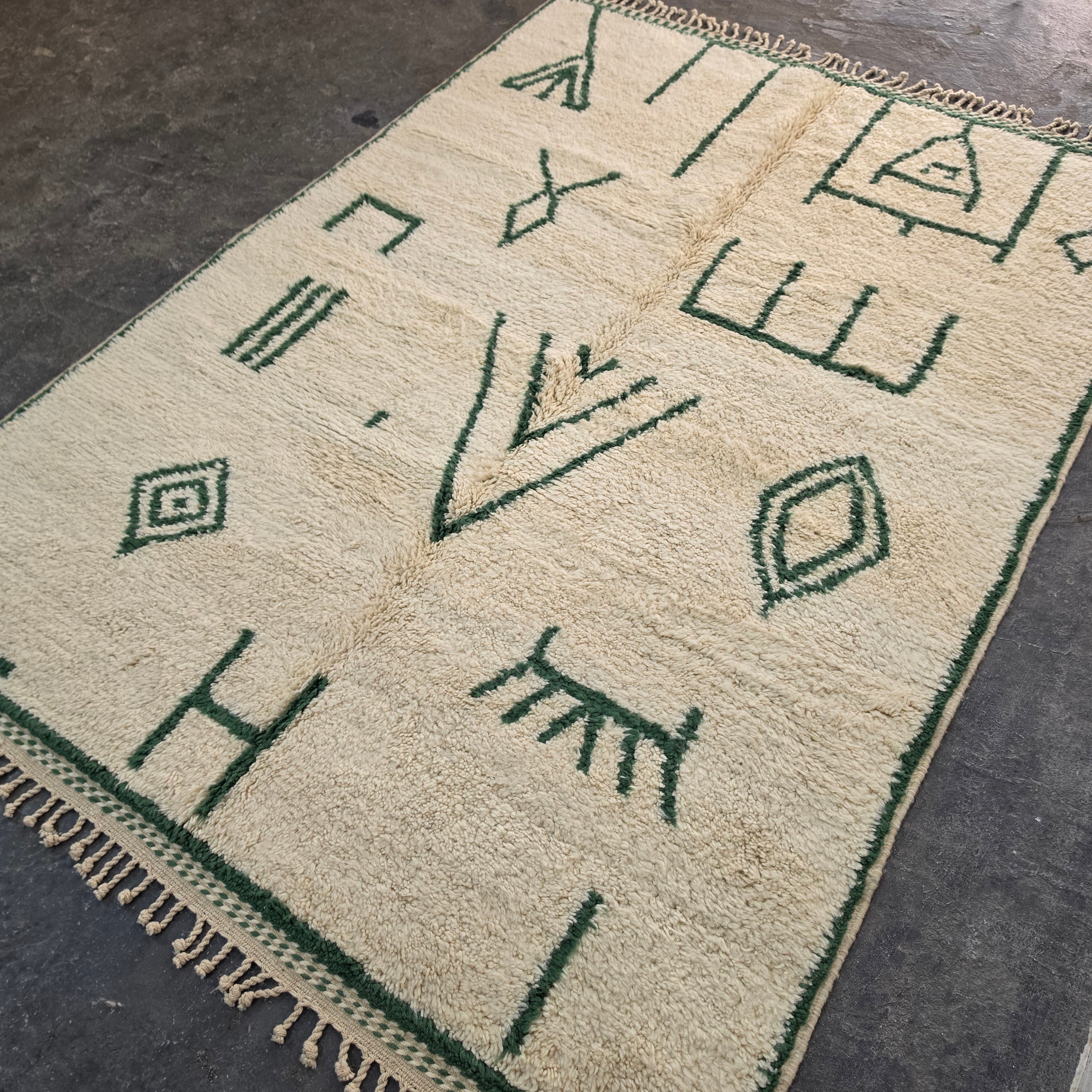 Azilal Moroccan Rug – Ivory Wool with Forest Green Berber Symbols | 204 × 290 cm