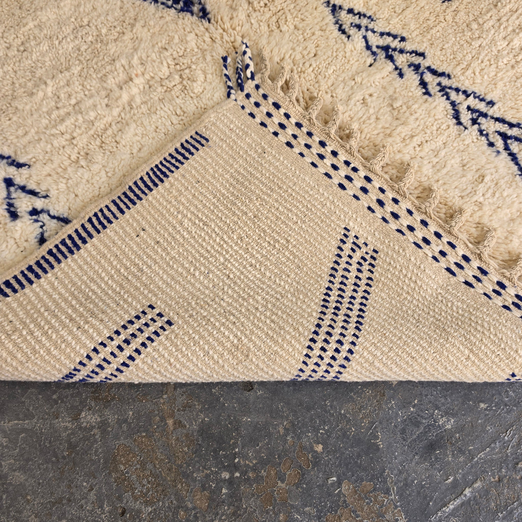 Beni Ourain Moroccan Rug – Ivory Wool with Navy Blue Diamond Motifs | 203 × 315 cm