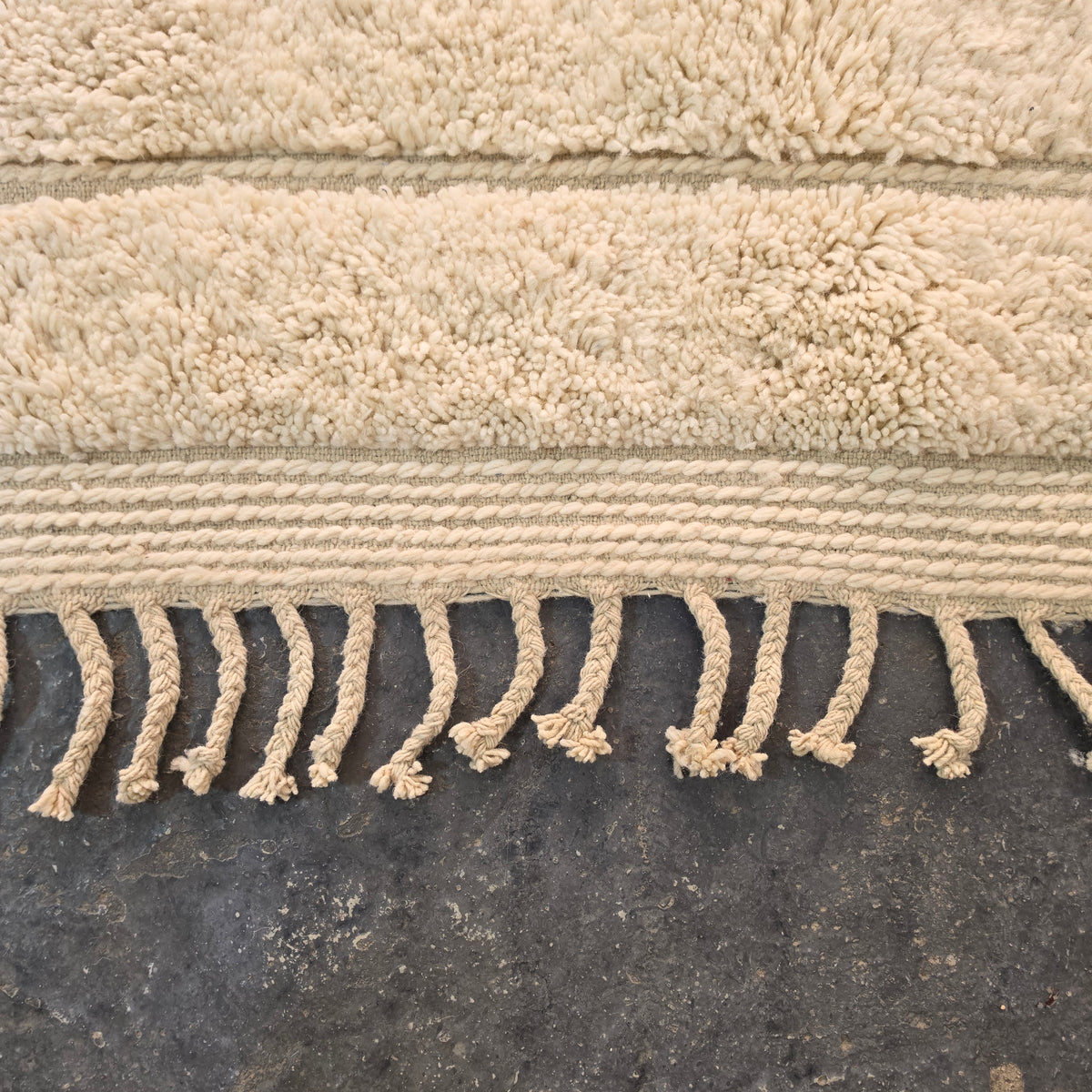 Modern Boho Area Rug (196x315 cm)