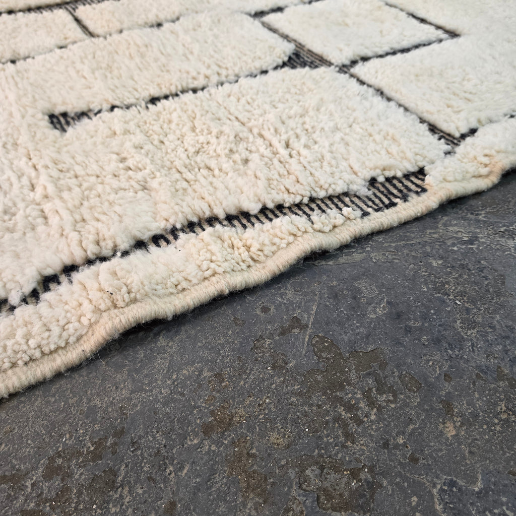 Handmade Beni Ourain Wool Rug with Modern Abstract Design