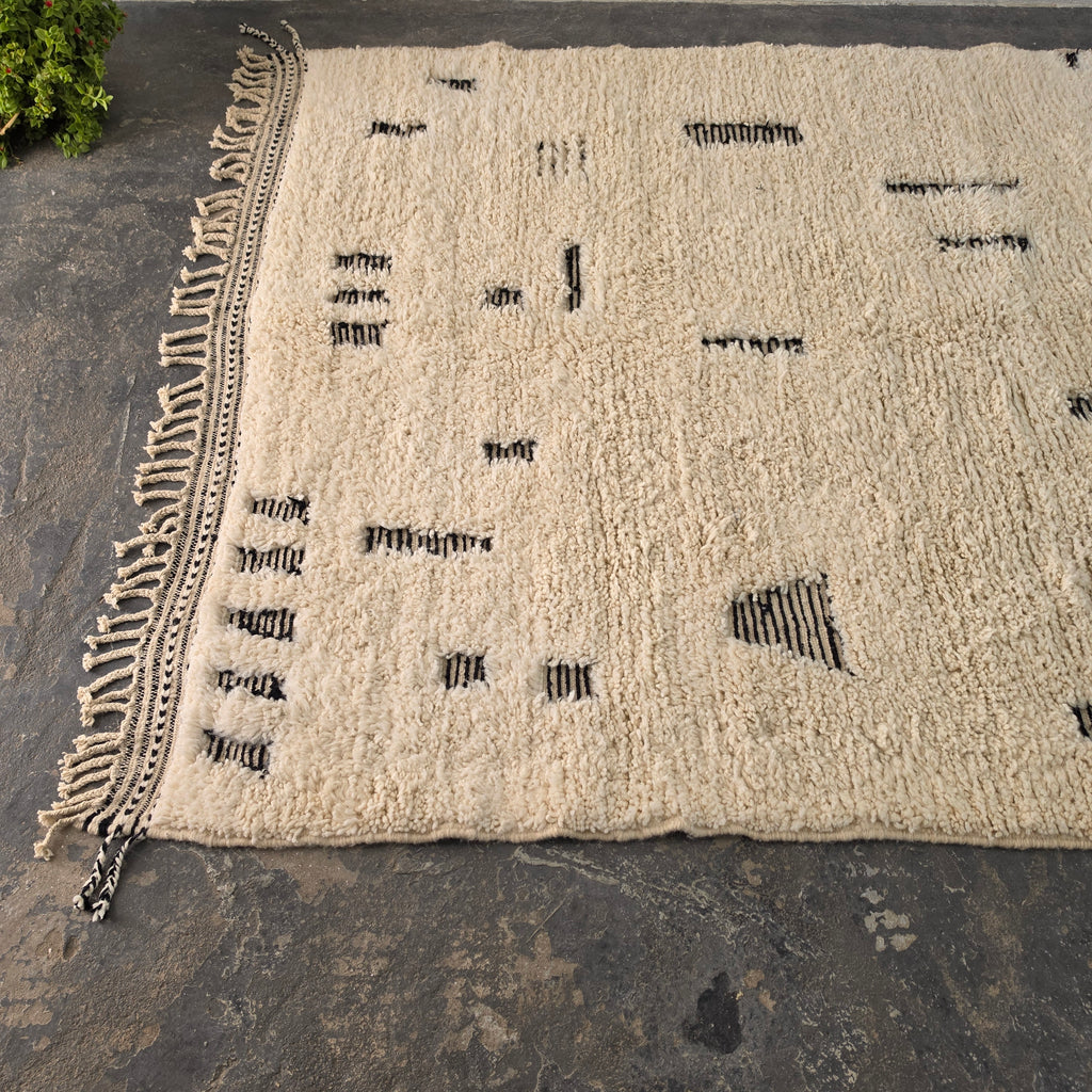 Handmade Beni Ourain Wool Rug with Minimalist Berber Dash Patterns