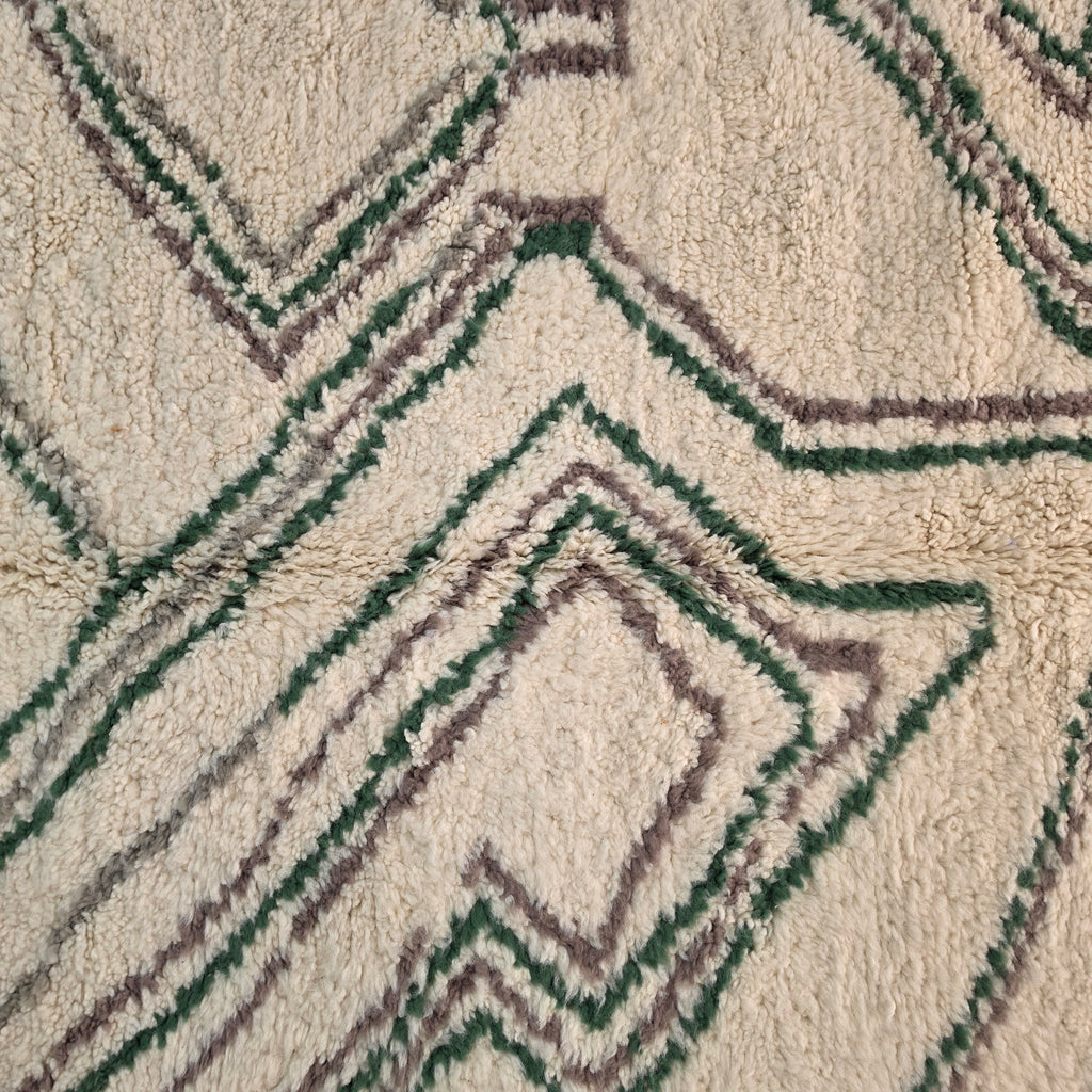 Azilal Moroccan Rug – Ivory Wool with Green & Mauve Flowing Lines | 193 × 314 cm