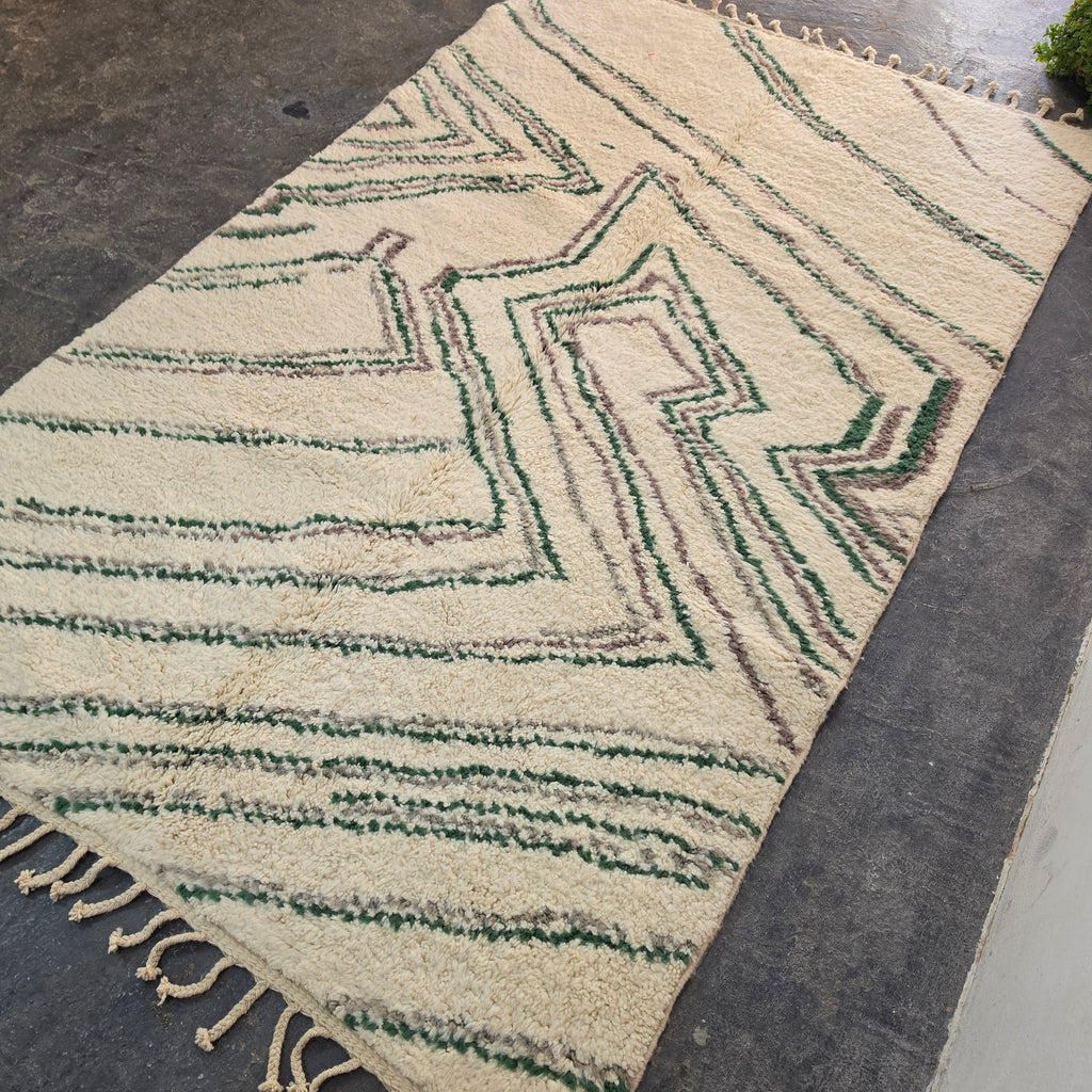 Azilal Moroccan Rug – Ivory Wool with Green & Mauve Flowing Lines | 193 × 314 cm